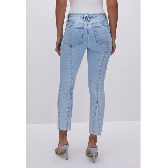 Good American Slim-Straight Light Wash Mid Rise Jeans size 28 - Picture 1 of 10